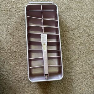 Frigidaire Quickube Vintage Ice Cube Tray